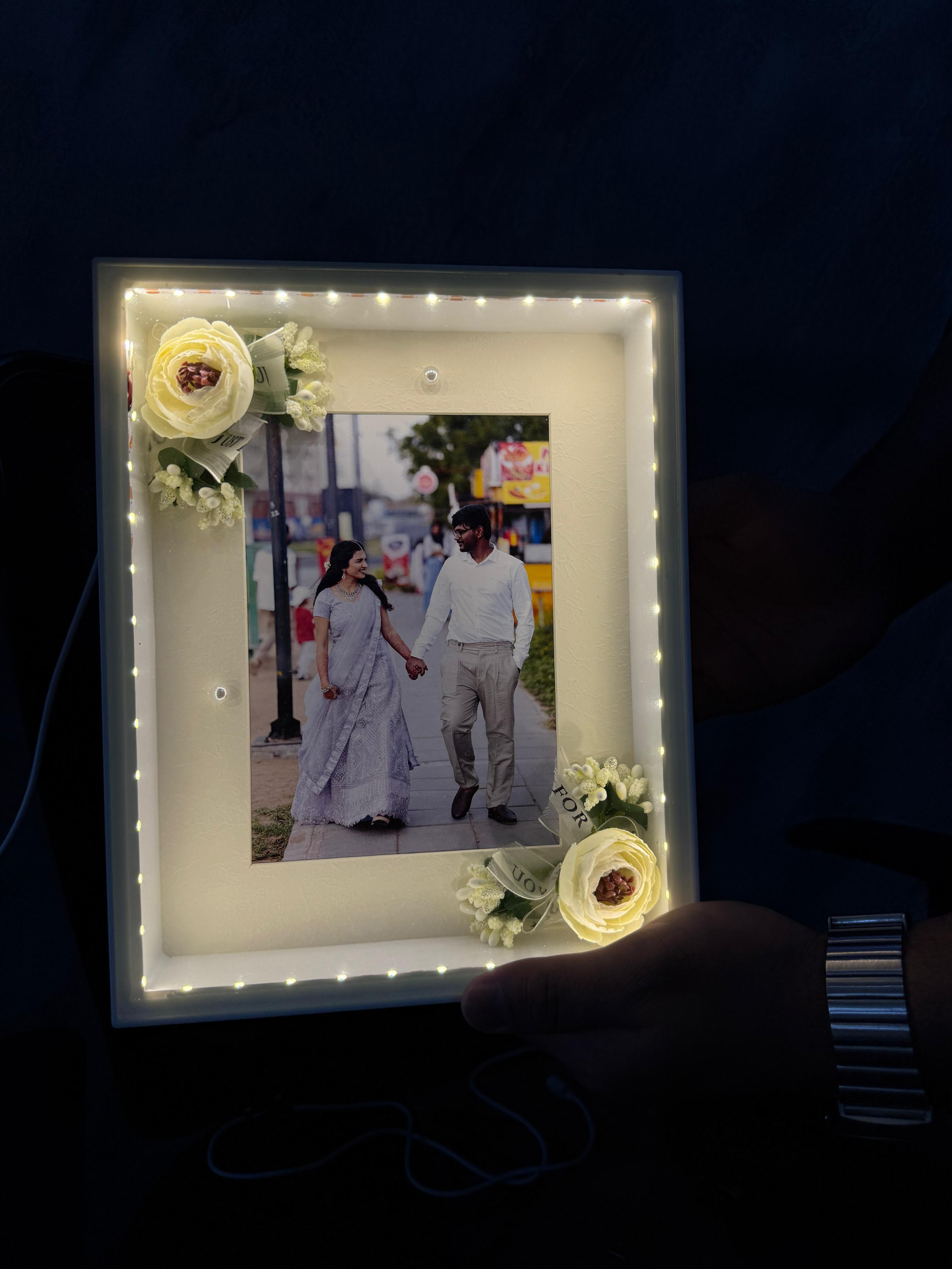 White LED Acrylic Frame Night Lamp for Home Decor & Gifts